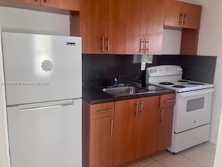 3698 William Ave Unit 5, Miami, FL 33133