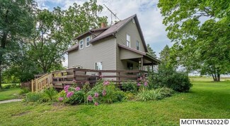3422 Finch Ave, Fertile, IA 50434
