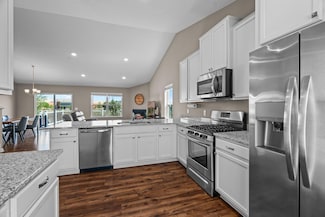 8506 Titanium Cir, Woodbury, MN 55129