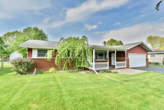 1365 Fruitwood Dr, Saint Joseph, MI 49085