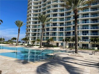 3000 Oasis Grand Blvd Unit UPH5, Fort Myers, FL 33916