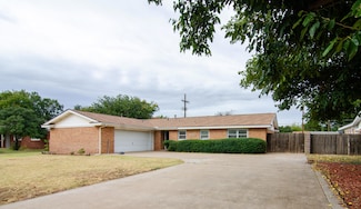 5422 29th St, Lubbock, TX 79407