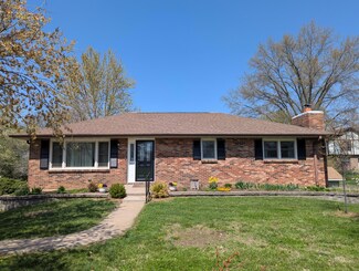 3201 Chapel Hill Rd, Columbia, MO 65203