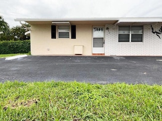 2715 Ponce de Leon Blvd, Delray Beach, FL 33445