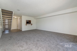 372 Eagle Glen Ln, Eagle, ID 83616