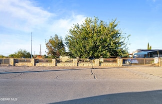 171 Holguin, Vinton, TX 79821