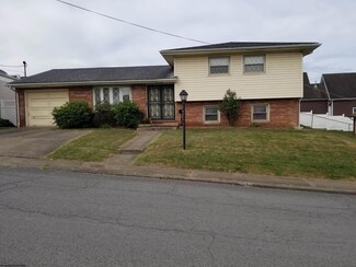 1713 Williams Ave, Clarksburg, WV 26301