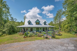 231 Bible School Rd, Lake Lure, NC 28746