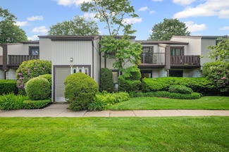67 Richmond Blvd Unit 2A, Ronkonkoma, NY 11779