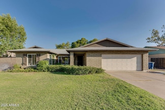 717 W Manhatton Dr, Tempe, AZ 85282