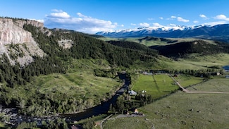 15 Castle Rock Ln, Nye, MT 59061