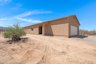 6979 N Boswell Ln, Tucson, AZ 85743