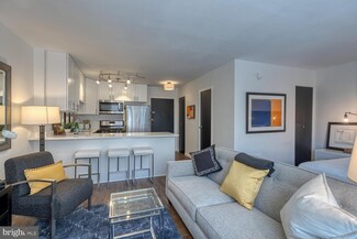 922 24th St NW Unit 208, Washington, DC 20037