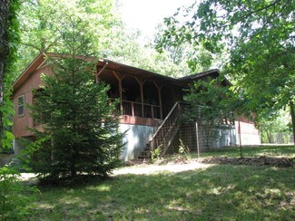 19504 Cockrell Rd, Yukon, MO 65589