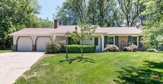 15393 Concord Dr, Spring Lake, MI 49456