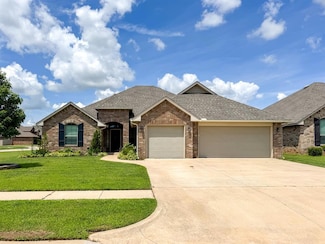 3724 Burma Ct, Norman, OK 73072