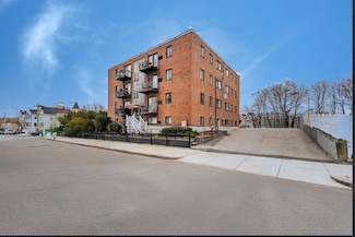 39 Crescent Ave Unit 9, Chelsea, MA 02150