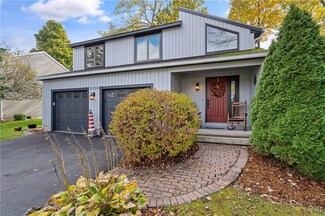 3720 Black Brant Dr, Liverpool, NY 13090