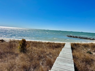 612 Carousel Place Unit 130, Cape Charles, VA 23310