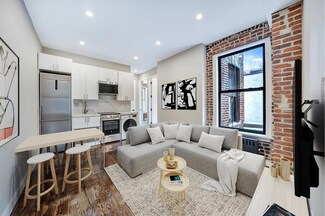 228 8th Ave Unit 5, New York, NY 10011