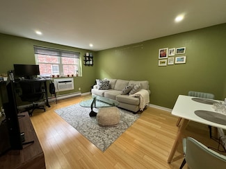 116 Sycamore St Unit 22, Somerville, MA 02145