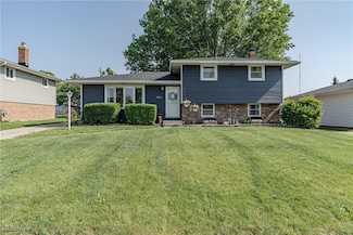 2880 Hetzel Dr, Cleveland, OH 44134