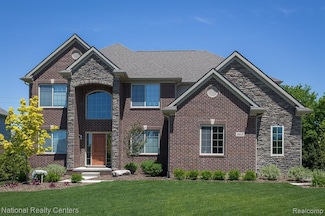 53212 Woodland Meadows, Chesterfield, MI 48047