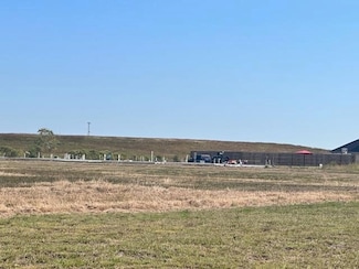 3625 Wakefield Ln, Beaumont, TX 77713