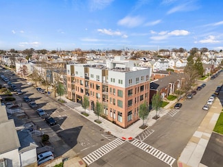 117 W 2nd St Unit 202, Bayonne, NJ 07002
