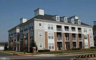 333 Elmcroft Blvd Unit 5201, Rockville, MD 20850