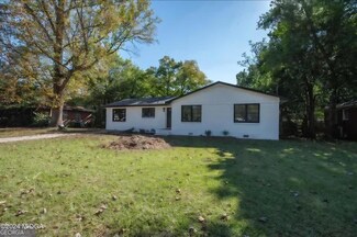 85 Ravenwood Way, Warner Robins, GA 31093
