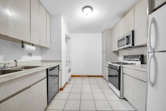 94-11 60th Ave Unit 4E, Elmhurst, NY 11373