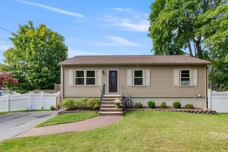 6 Ann Ave, Salem, NH 03079