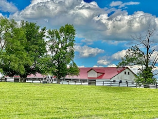 2120 Ironworks Rd, Georgetown, KY 40324