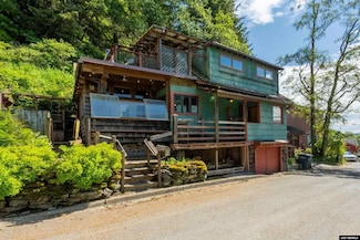 831 Basin Rd, Juneau, AK 99801