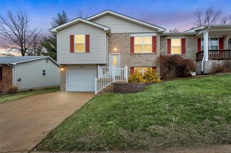 2139 Berrywood Ct, Arnold, MO 63010