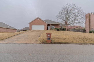 904 N 74th St, Paragould, AR 72450