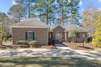 206 Perquimans Dr, Chocowinity, NC 27817