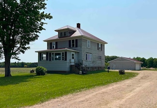W8141 Broadway Rd, Shawano, WI 54166
