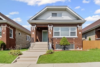 1932 East Ave, Berwyn, IL 60402