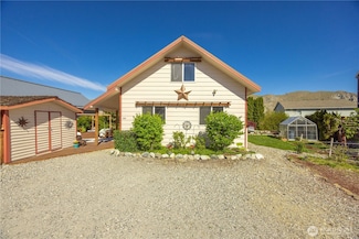 285 W Emerson Dr, Orondo, WA 98843