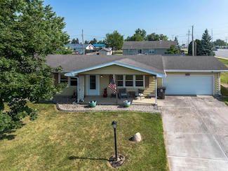 9611 Lima Rd, Fort Wayne, IN 46818