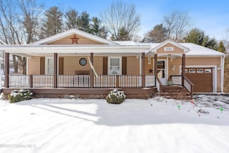 3084 E Lydius St, Schenectady, NY 12303