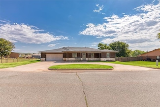 202 N Otis Ave, Elk City, OK 73644