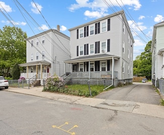 15 Forest Avenue Ct, Plymouth, MA 02360