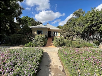 4073 Cedar St, Riverside, CA 92501