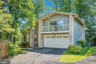 1923 Poole Ln, McLean, VA 22101