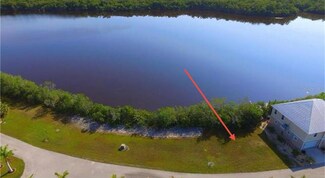 324 Freesia St, Everglades City, FL 34139