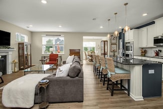 4745 Copper Cir, Woodbury, MN 55129