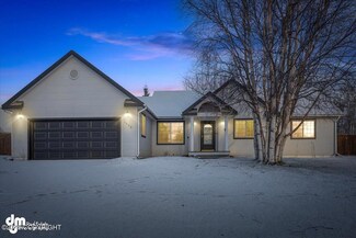 1995 N Tabasco Cat Dr, Palmer, AK 99645